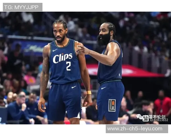 里杰卡迎战新圣徒全力争胜展现球队实力与战术魅力